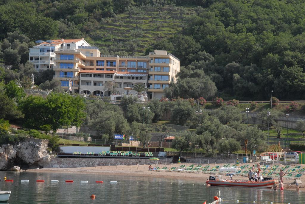 Apartments Rino Lux Sveti Stefan Exterior foto